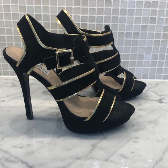Steve Madden Shoes - Steve Madden platform sandals